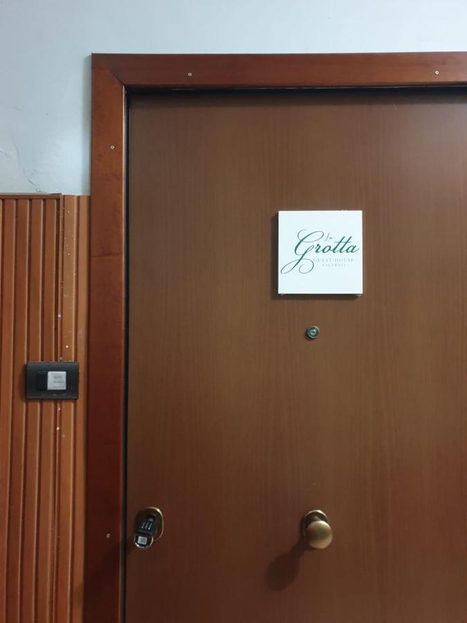 La Grotta Stazione Villa Salerno Exterior foto